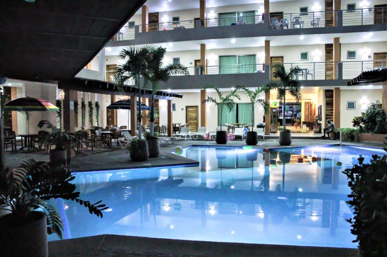 Auroza Resort Rincón de Guayabitos Exterior foto